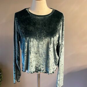 ASOS women’s crush velvet long sleeve top crew neck curly edges size 14 green